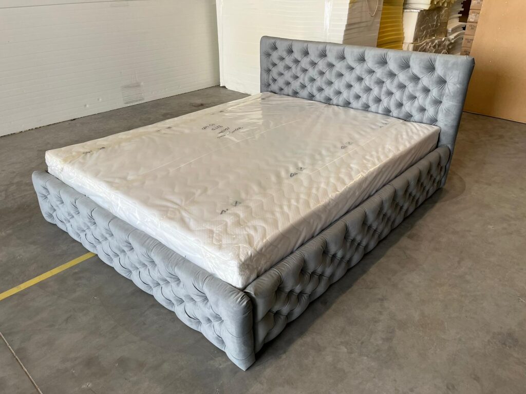 Realizacja : Łóżko sypialniane S8