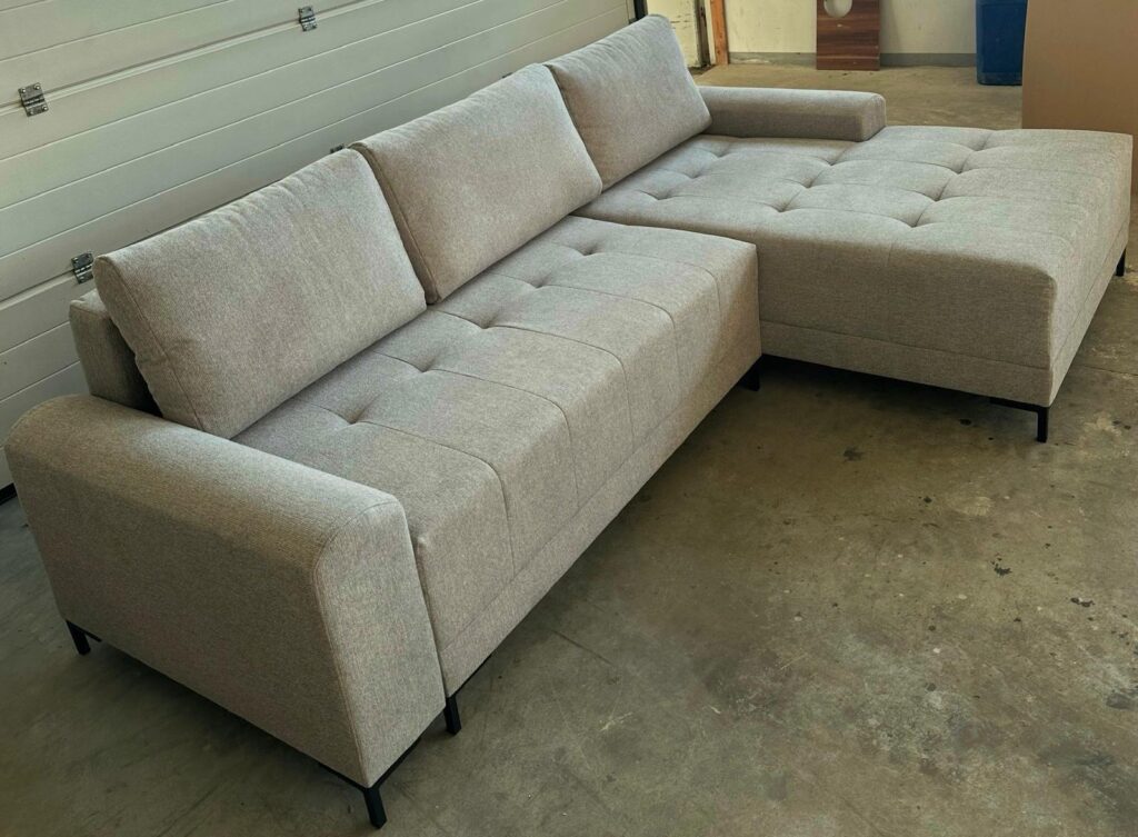 Realizacja : Narożnik ARIS